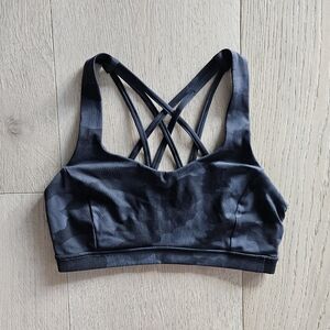 Lululemon Free To Be Serene Bra Heritage 365 Camo Size 6